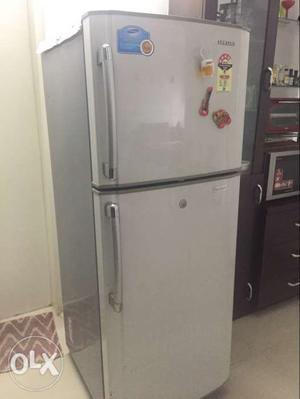 New condition fridge, 4 Star, selling due to