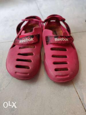 Reebok Crocs size 8