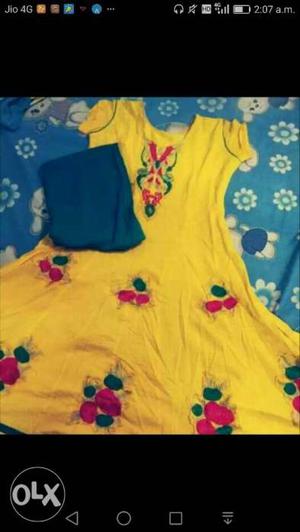 Sale sale sale Yellow embroidery cotton suit