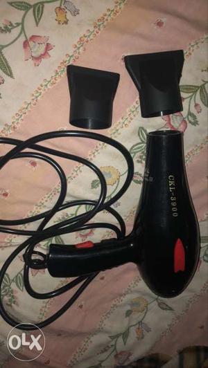 W hair blower(unused and new)