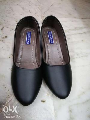 Women formal shoes size - 38