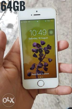 1year old iPhone 5s with couver. Condition phone