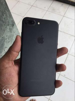 Iphone 7 plus 128gb with phone and charger