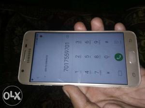 Samsung j5 prime gold in good condition.. with