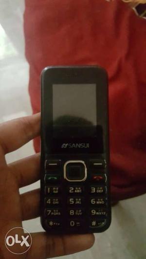 Simple mobile doul sim in good condition urgent