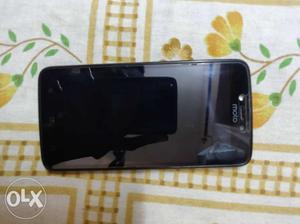 Want to sell moto c plus. In good condition with
