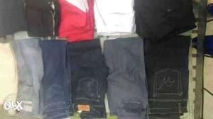 200 used clothes (7 jeans, 7 trousers, 40 shirts, ladies &