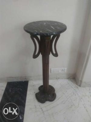 Antique vase stand of Burma tic with revolving