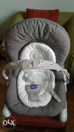Chicco Baby bouncer best Price avbl
