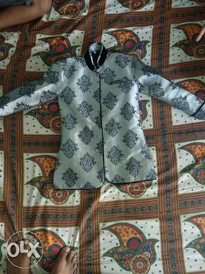 Designer Coat for 8 to 10 years boy