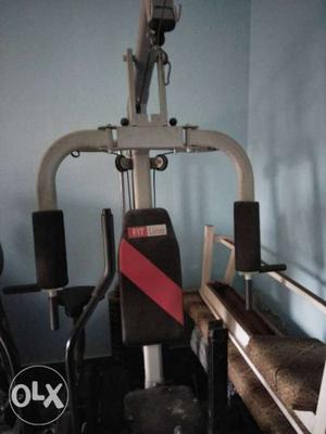 Home gym good conditioned