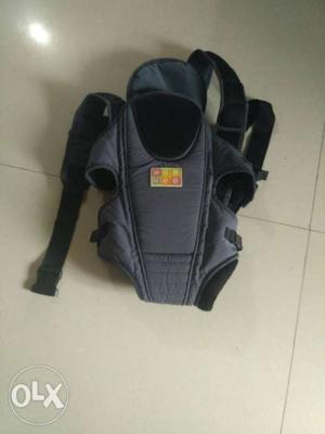Mee Mee kangaroo bag in new condition hardly used