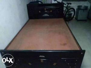 New condition dubal bed