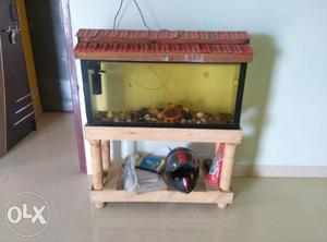 3x1.5x1 size tank, 20kg stones, new wooden stand with cover