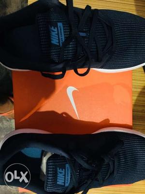 Black Nike Running Shoes With Box