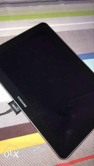 Galaxy Tab 10.1, sim card, wifi, 2 GB ram, HD