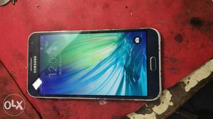 My samsung E7 full condishan urjant sell