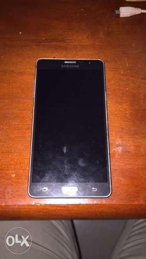 Samsung Galaxy On 7 mobile on sell.