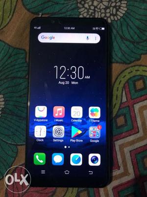 Vivo V7 Plus only 10 month use with will and all