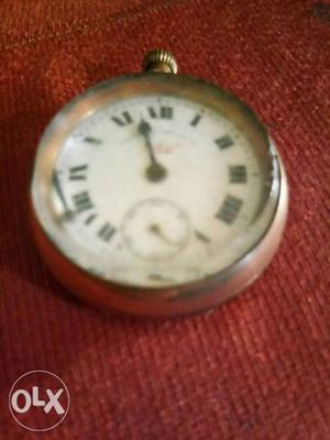 150 year old 16 karret gold Railway watch needs