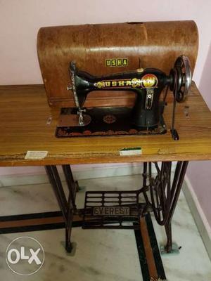Brown And Black Sewing Machine