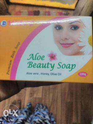 Colour improvement soap