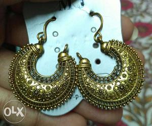 Golden oxidised pair of earrings just for 170rs.