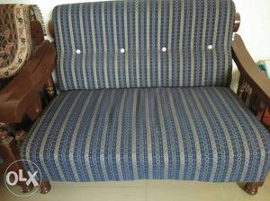 Good And dunlop sofa 4 seater