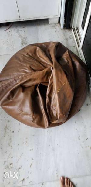 Leather bean bag in excellent condition.