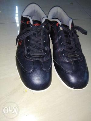 Lotto branded shoes size 9