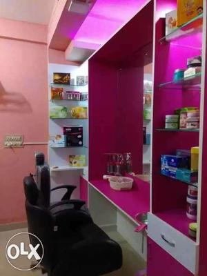 M selling my parlour as m moving from Bangalore