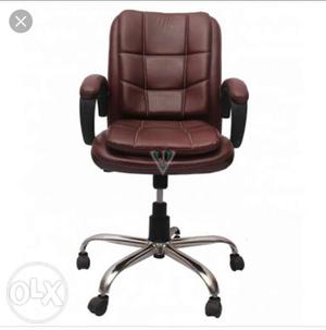 New brand office chair, 3 months old only