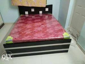 New brand queen size with storage bed in wholesale price