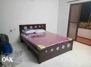 New brand queen size with storage bed with mattres