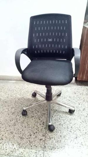 Office chair black very good condition selling