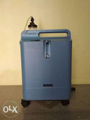 Philips oxygen concentrator machine for sell. run
