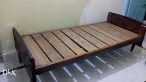 Single Brown Bed Size 6.5x3