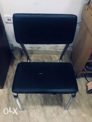 Single chair which can be used for any purpose.