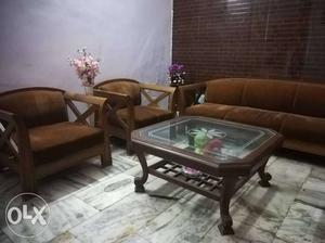 Sofa Set with table for sell.