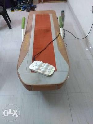 VIGEN MEDICAL TOP  thermal therapy bed. In