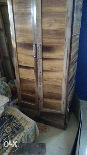 Wooden Cuboard With Awsm Comdition
