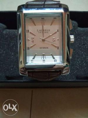 Laurels brand watch stylish and cool