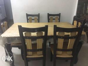 Rubber wood six seater dinning table