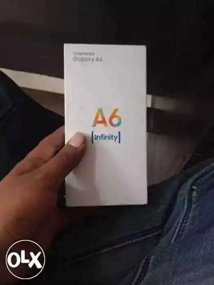 Samsung A6 only 2 month 20 din old brand new all