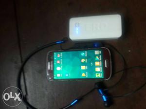 Samsung galaxy s4 mini 4G LTE JBL HARMAN