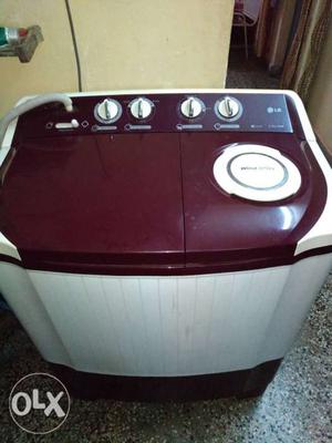 White And Red 2-in-1 Top-load Washer And Dryer LG 6.2 kg