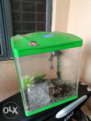 1 month old aquarium, good condition