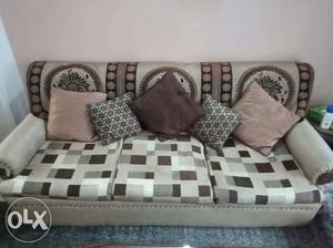 5 seater sofa. just 5 yr old. with cushions and covers