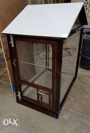 Bird cages of unique designs available at best
