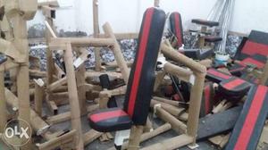 Black And Red Gym Bench i sell my new